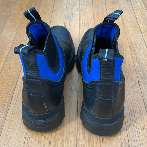Prada Men’s 4T3338 Black w/Blue Leather Chelsea Ankle Boots, size 8 1/2. - Picture 3 of 6